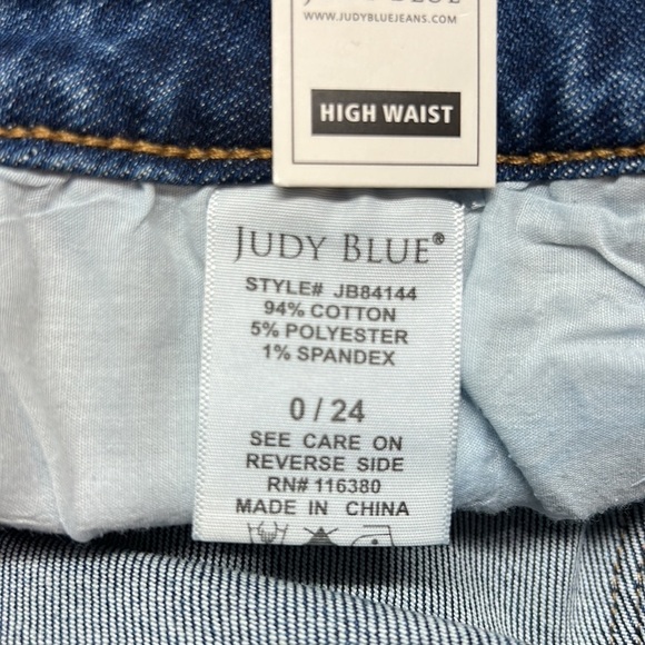 Judy Blue NWT High Waist Kick Boot Cropped Hem Jeans Women's 0/24 Medium Blue‎ - Picture 12 of 13